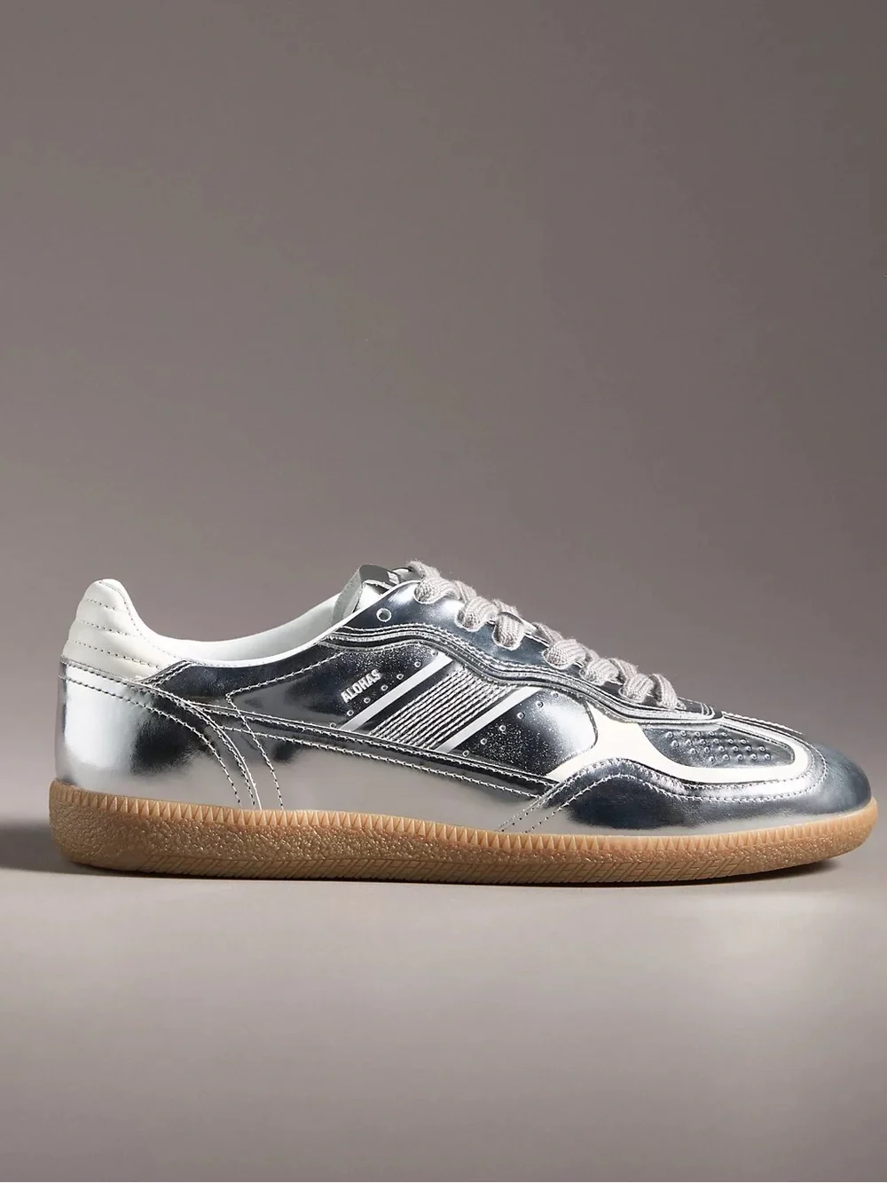 ALOHAS TB.490 Rife Shimmer Metallic Leather Sneakers in Silver Cream